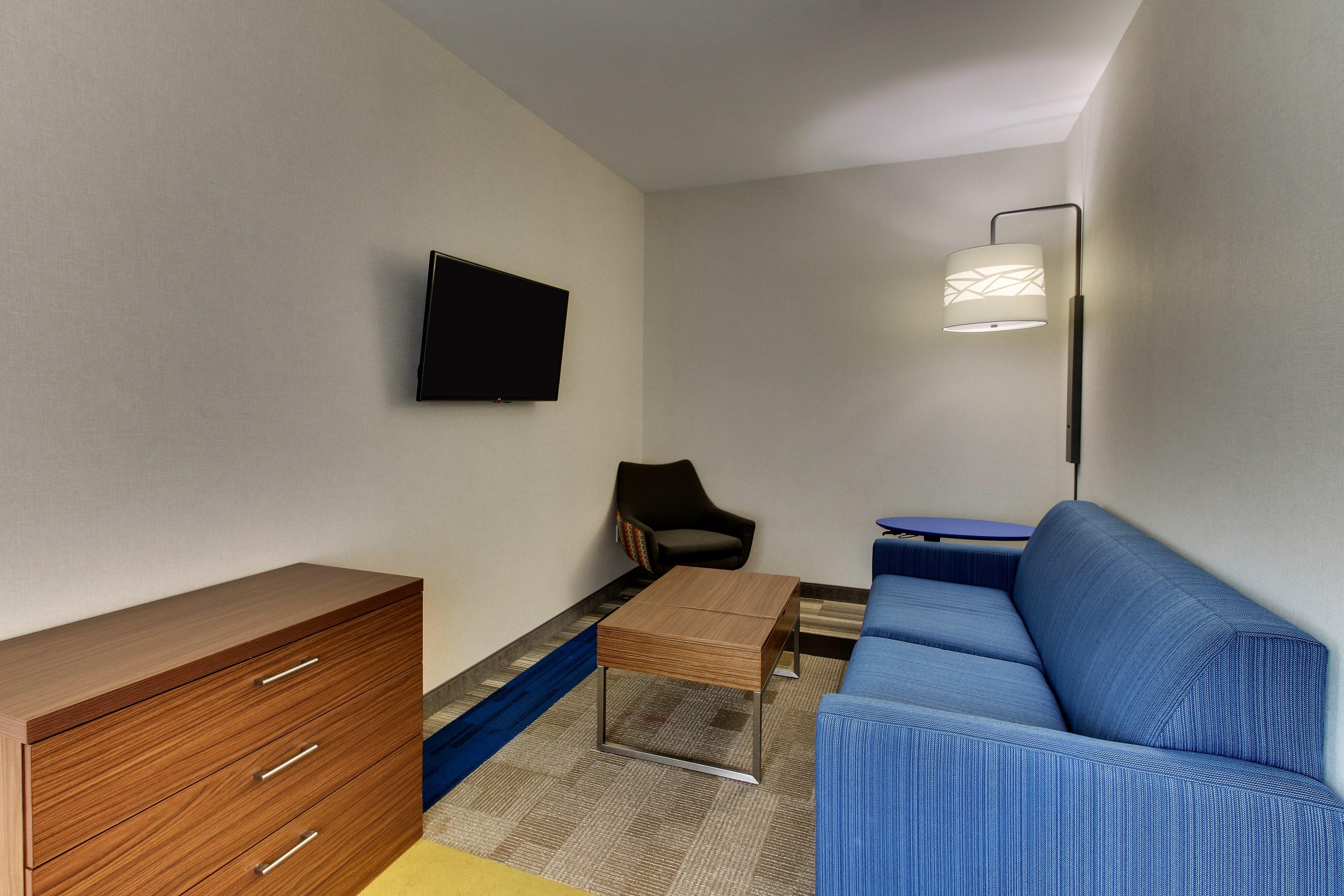 Holiday Inn Express & Suites Ithaca By Ihg Εξωτερικό φωτογραφία
