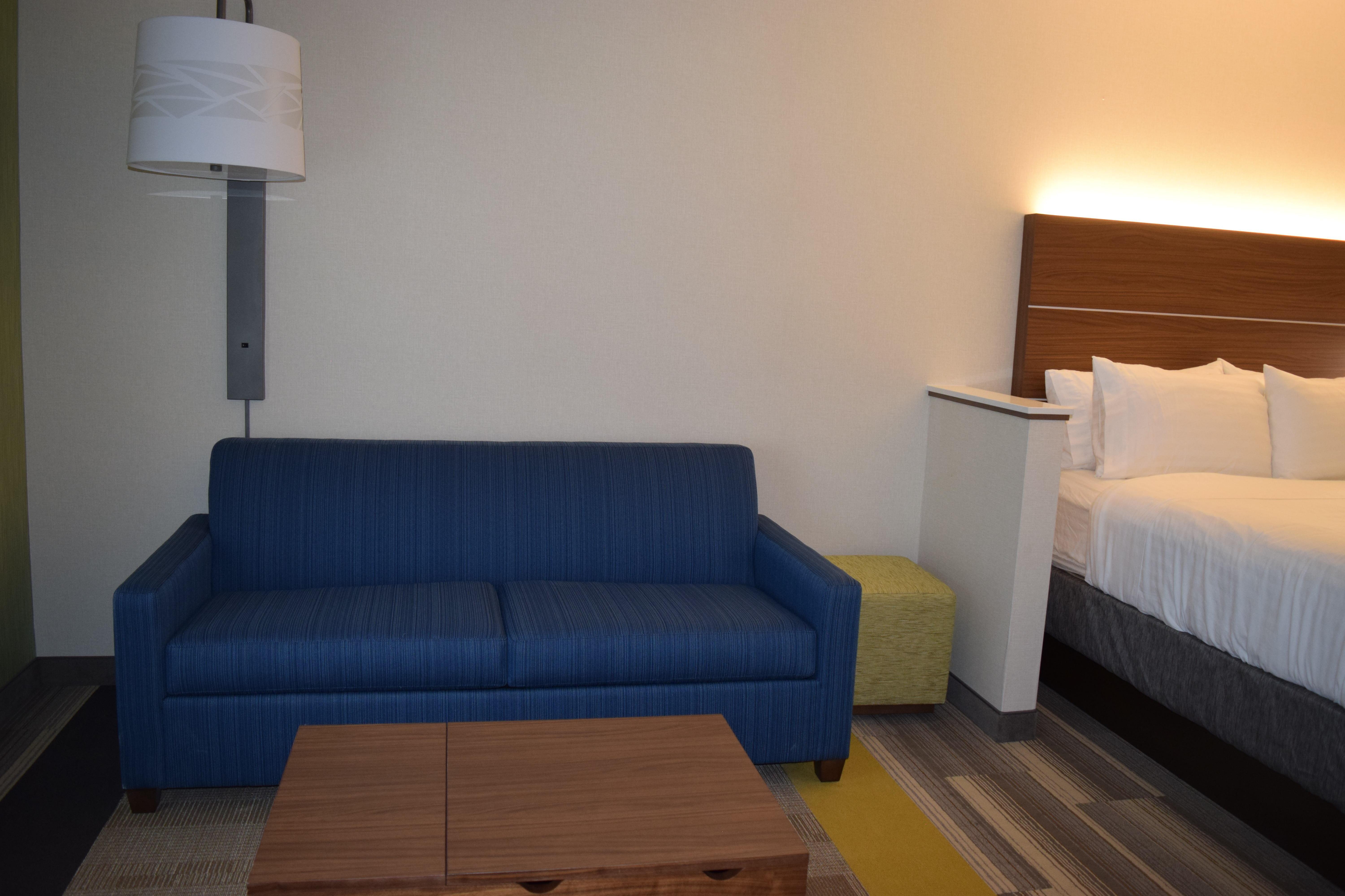 Holiday Inn Express & Suites Ithaca By Ihg Εξωτερικό φωτογραφία